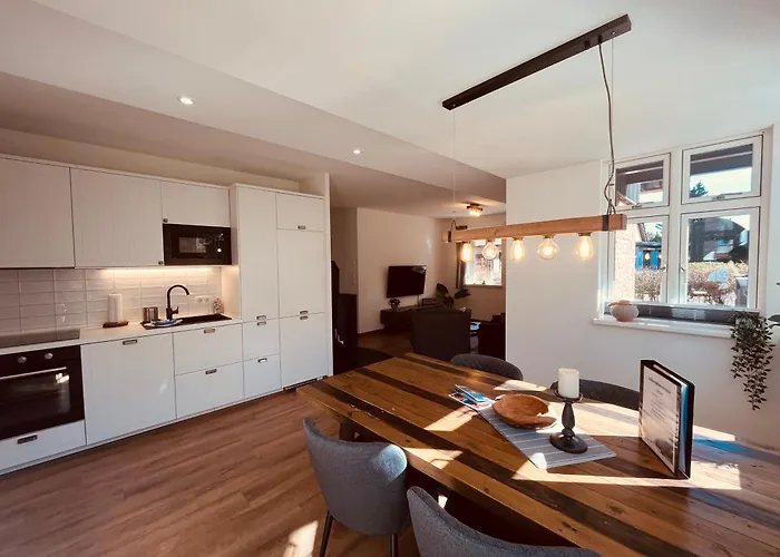 Friesia Urlaub Unterm Reetdach Fuer 4 Pers Terrasse Garten 2 Sz Born