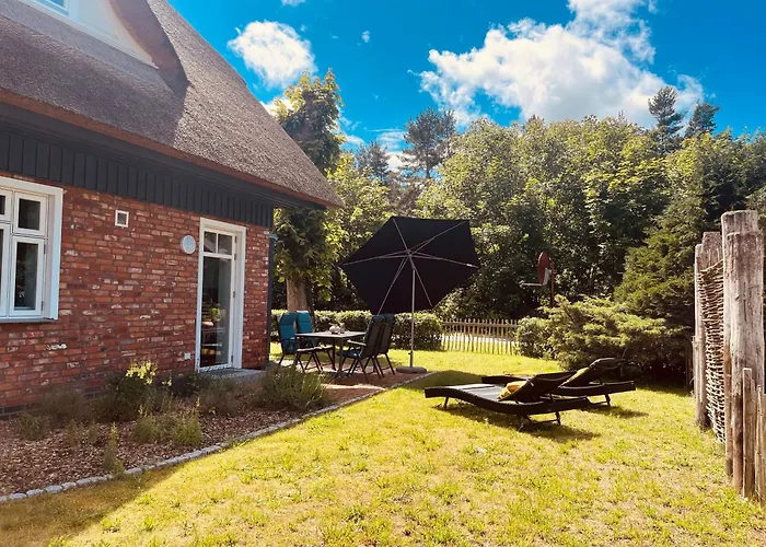 Friesia Urlaub Unterm Reetdach Fuer 4 Pers Terrasse Garten 2 Sz Apartamento *