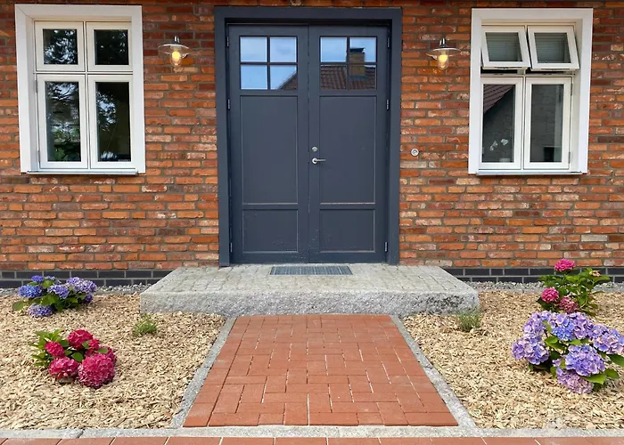 Apartamento Friesia Urlaub Unterm Reetdach Fuer 4 Pers Terrasse Garten 2 Sz *